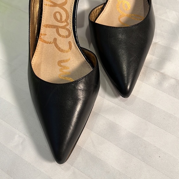 Black leather heels - Picture 2 of 5